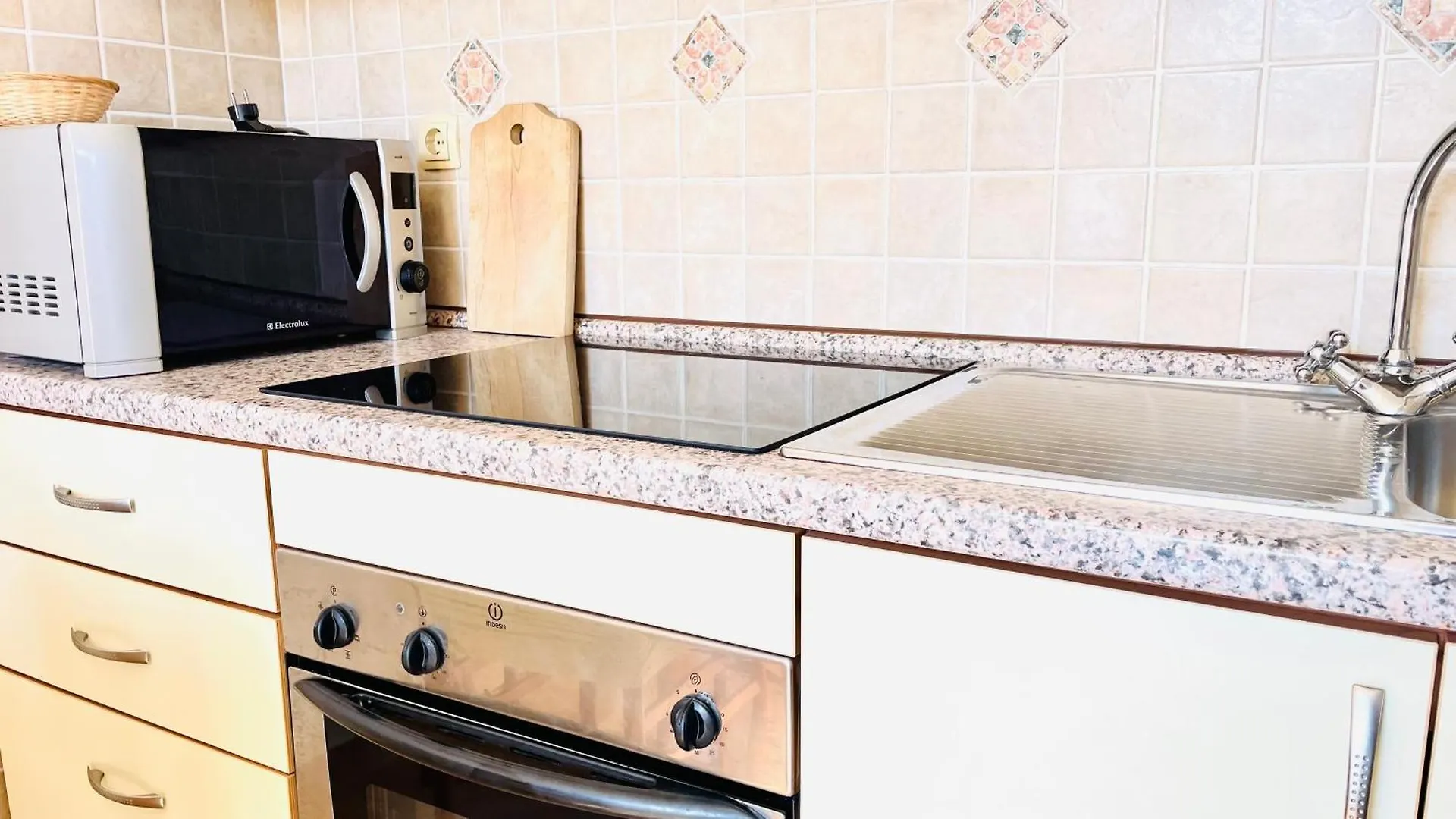 Cozy Apartment Bosnjak Near Opatija, With Sea View Terrace, Air Condition, Free Private Parking Ičići